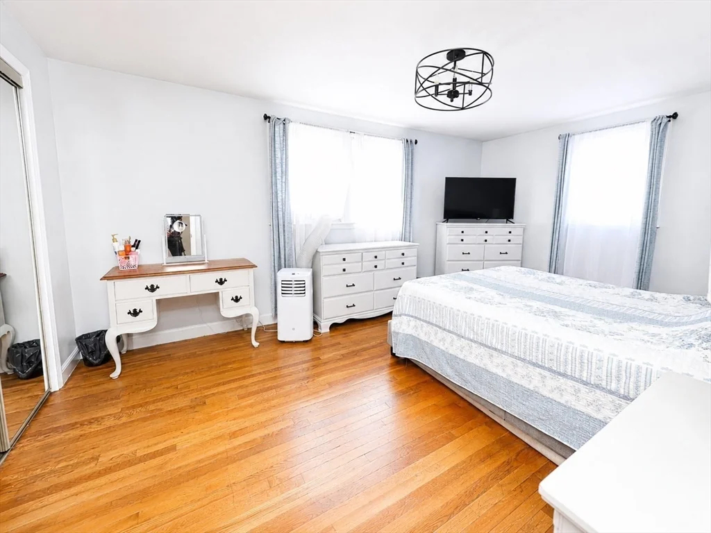 3 bed, 1 bath apartment for rent at 707 North Main St Unit 707, Randolph — photo 6 of 21