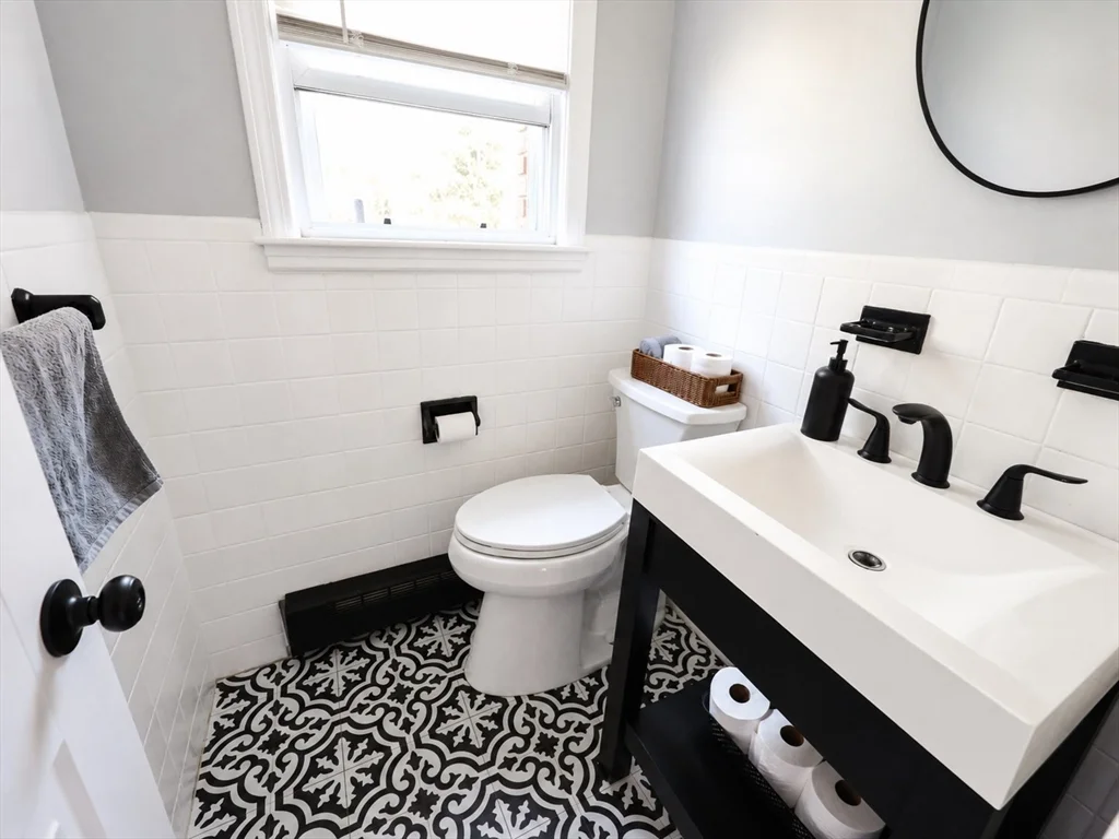 3 bed, 1 bath apartment for rent at 707 North Main St Unit 707, Randolph — photo 12 of 21