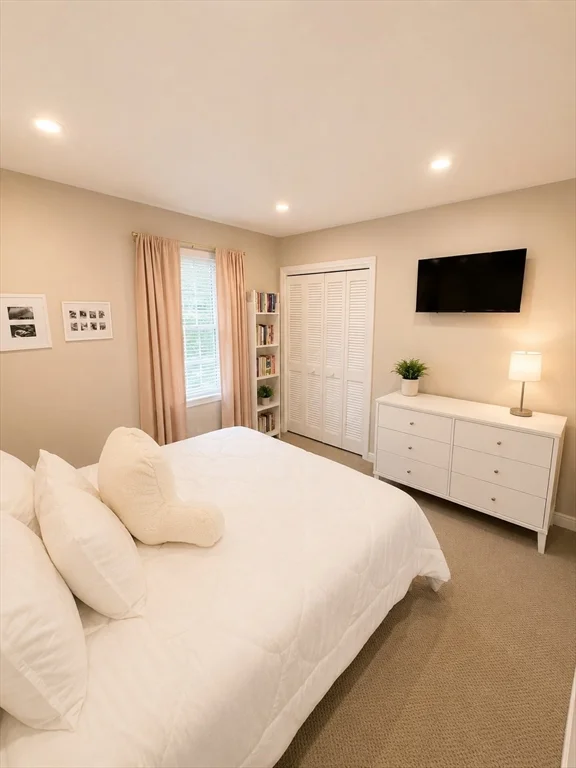 1 bed, 1 bath apartment for rent at 708 Windsor Dr Unit 708, Framingham — photo 6 of 9