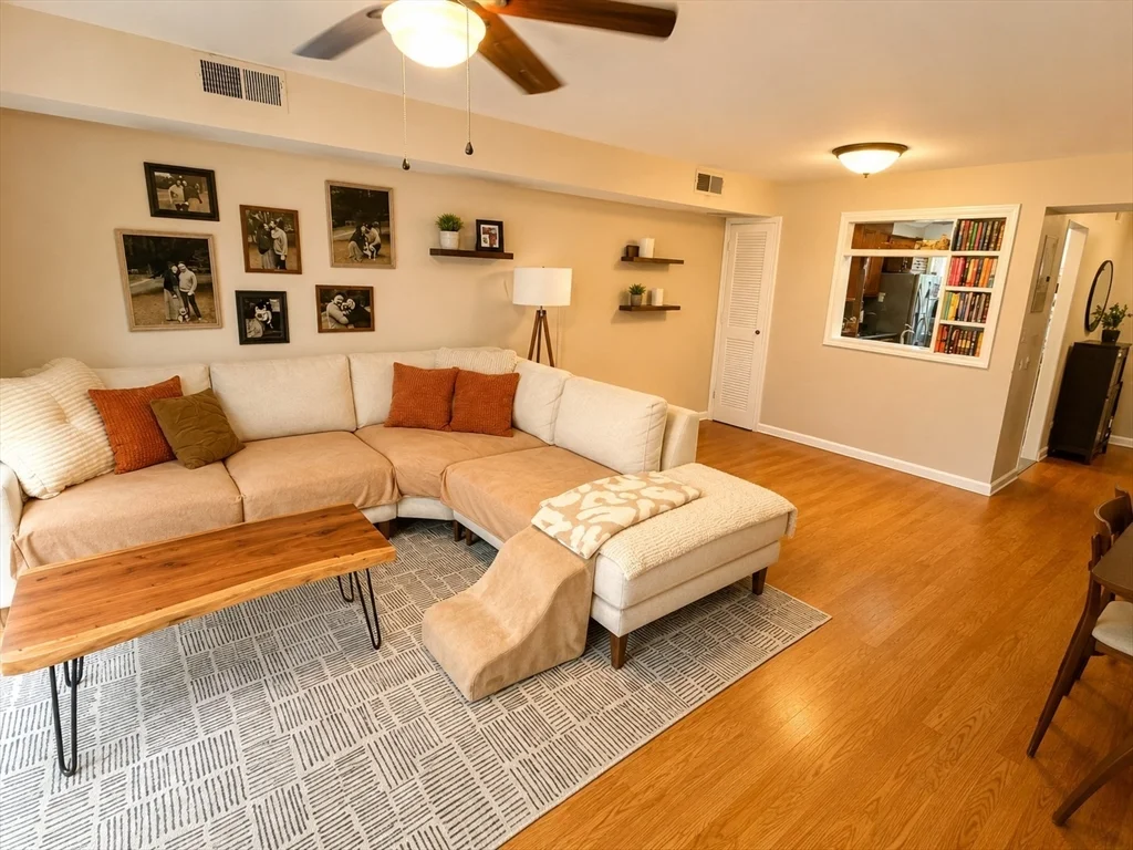 1 bed, 1 bath apartment for rent at 708 Windsor Dr Unit 708, Framingham — photo 3 of 9