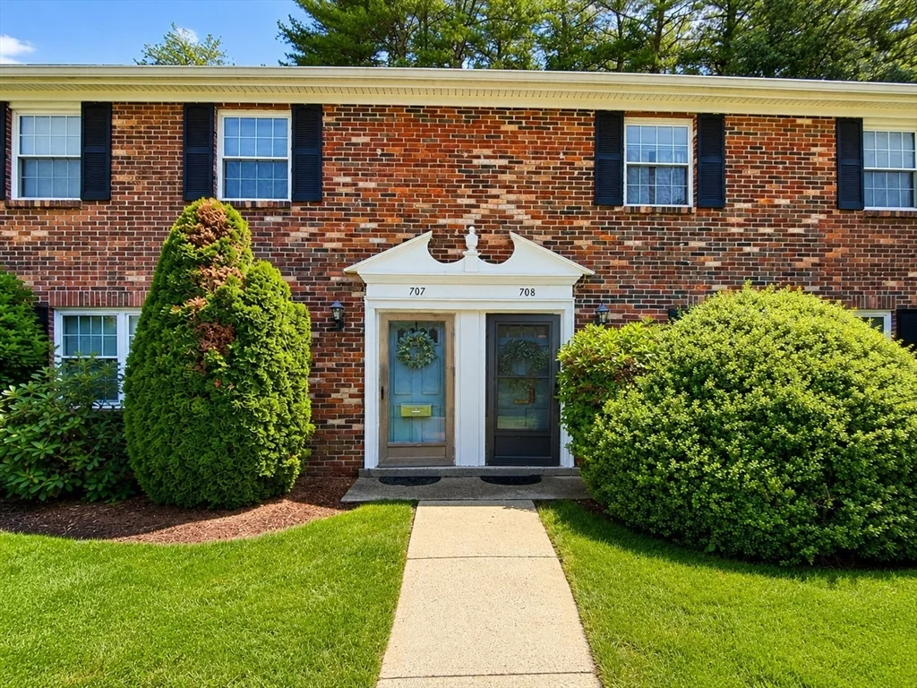 1 bed, 1 bath apartment for rent at 708 Windsor Dr Unit 708, Framingham