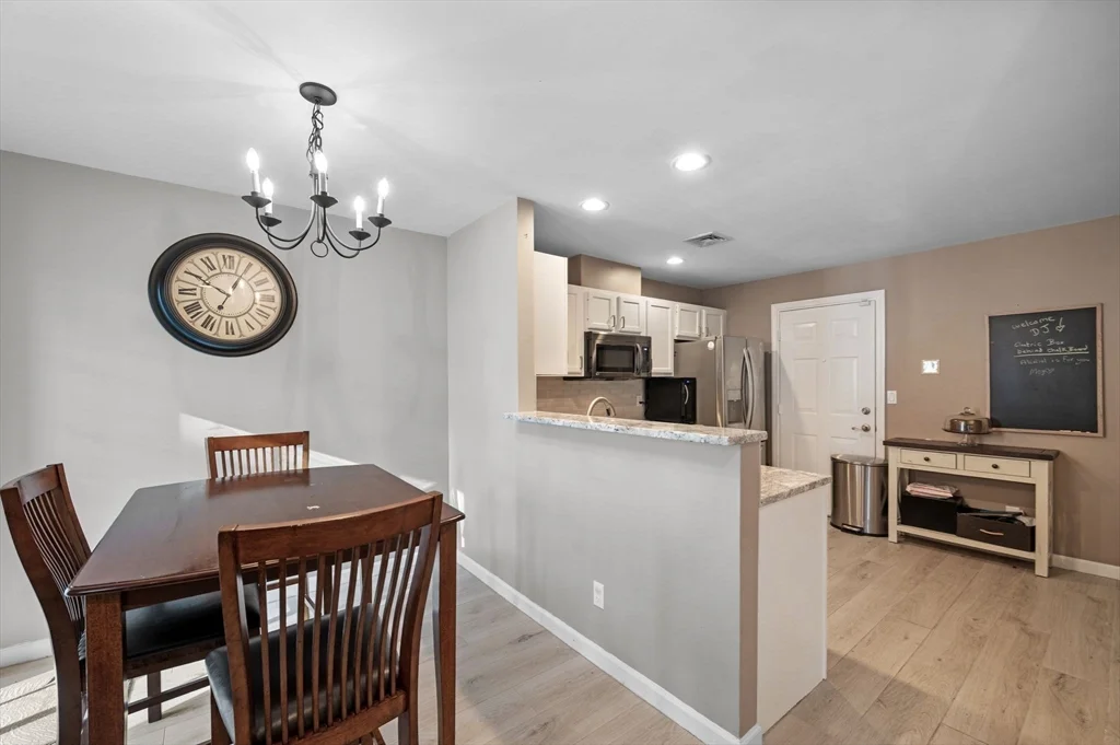 2 bed, 1 bath apartment for rent at 709 Gazebo Cir Unit 709, Reading — photo 6 of 25