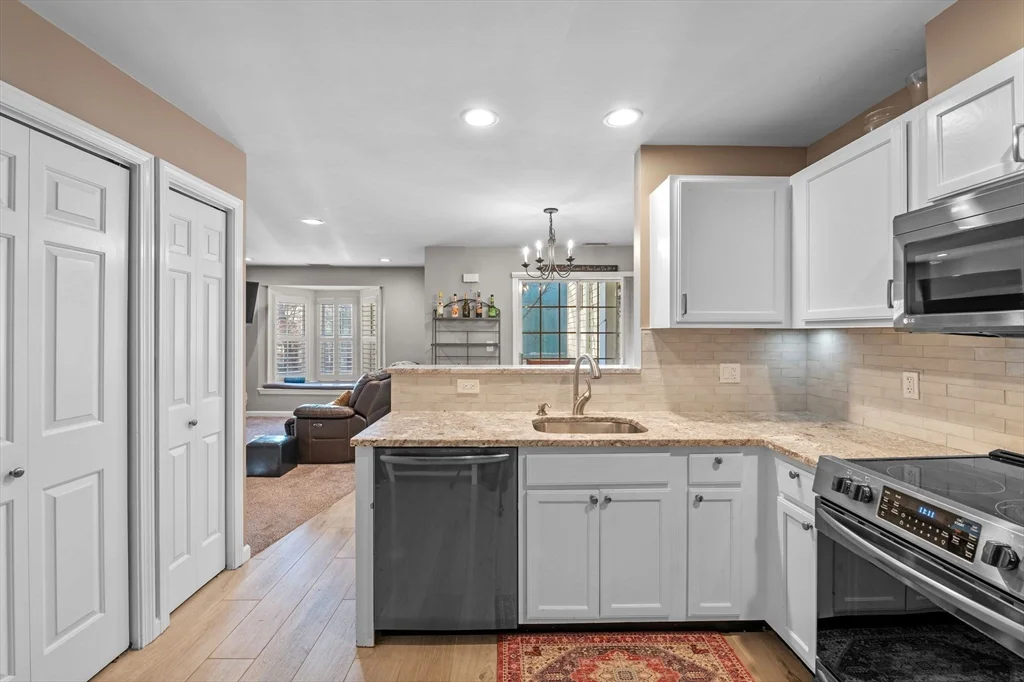 2 bed, 1 bath apartment for rent at 709 Gazebo Cir Unit 709, Reading — photo 4 of 25