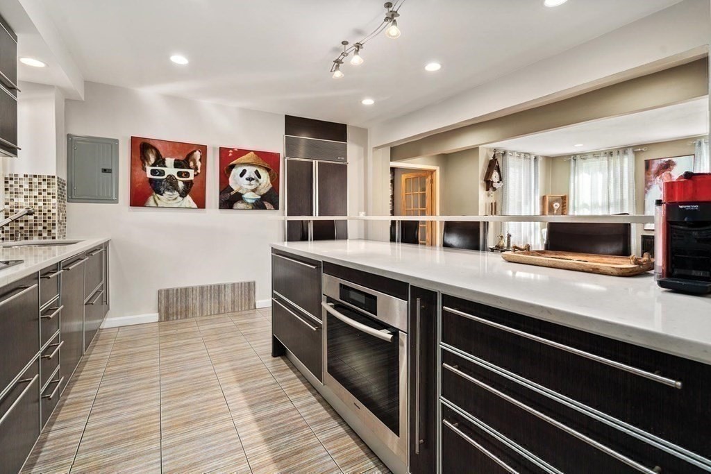 4 bed, 3 bath apartment for rent at 709 Hammond St Unit 2, Chestnut Hill — photo 16 of 33