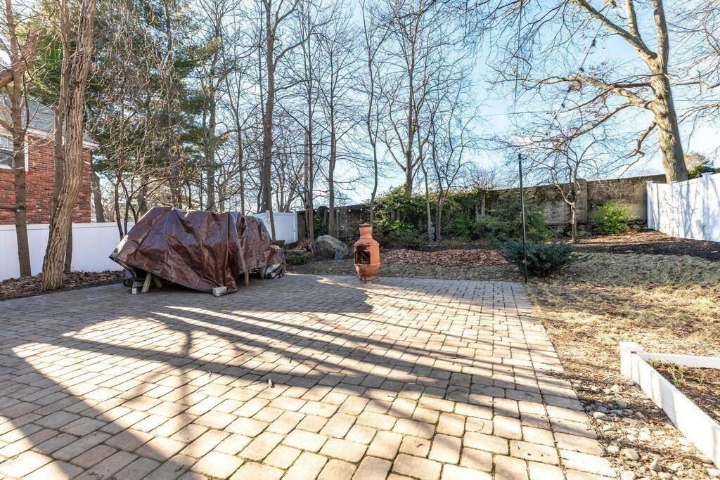 4 bed, 3 bath apartment for rent at 709 Hammond St Unit 2, Chestnut Hill — photo 30 of 33