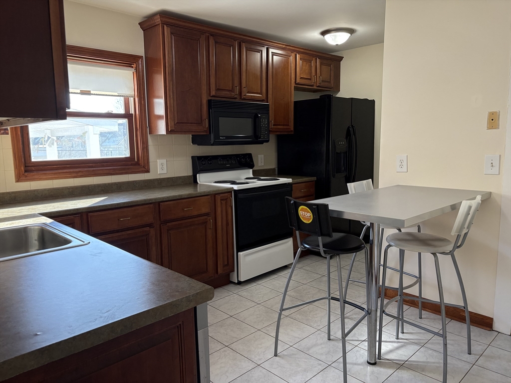 2 bed, 1 bath apartment for rent at 70A Unity Unit A, Belmont — photo 15 of 15