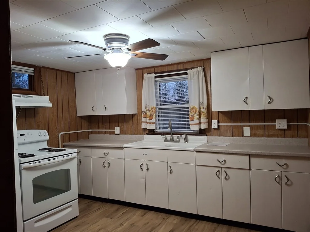 1 bed, 1 bath apartment for rent at 71-2 Chapel St Unit 2, Shirley — photo 20 of 21