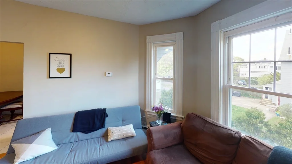 4 bed, 2 bath apartment for rent at 71-73 Chestnut Hill Ave Unit 71, Brighton — photo 9 of 14