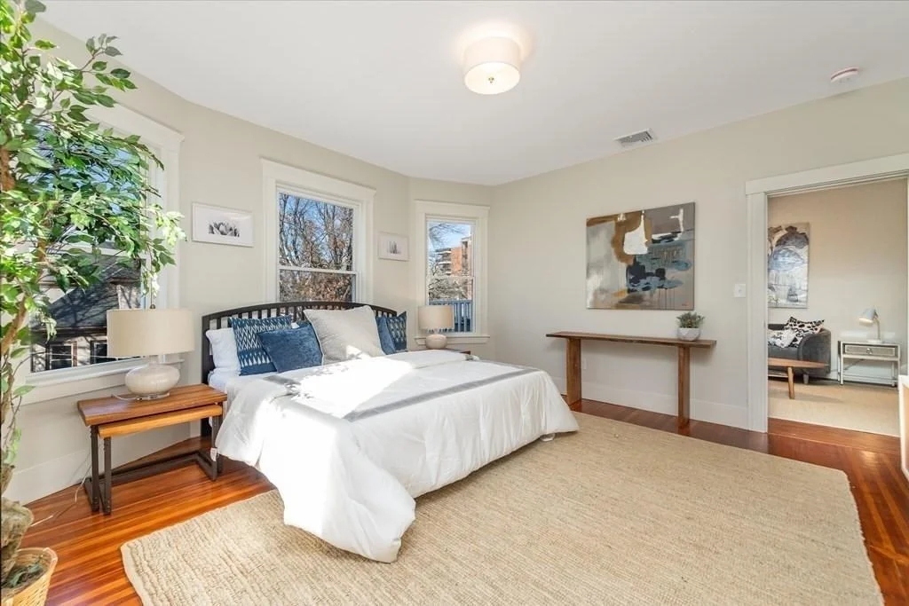 4 bed, 2 bath apartment for rent at 71 Adams St Unit 3, Magoun Square — photo 9 of 13