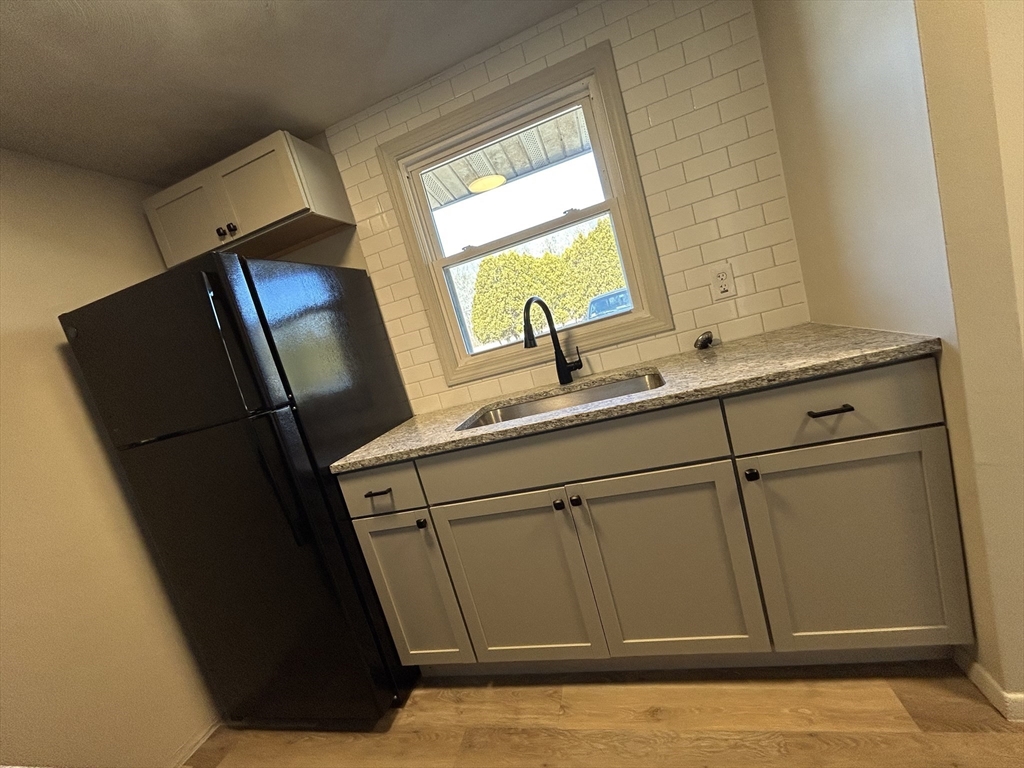 2 bed, 1 bath apartment for rent at 71 American Legion Highway Unit 71, Westport — photo 2 of 7