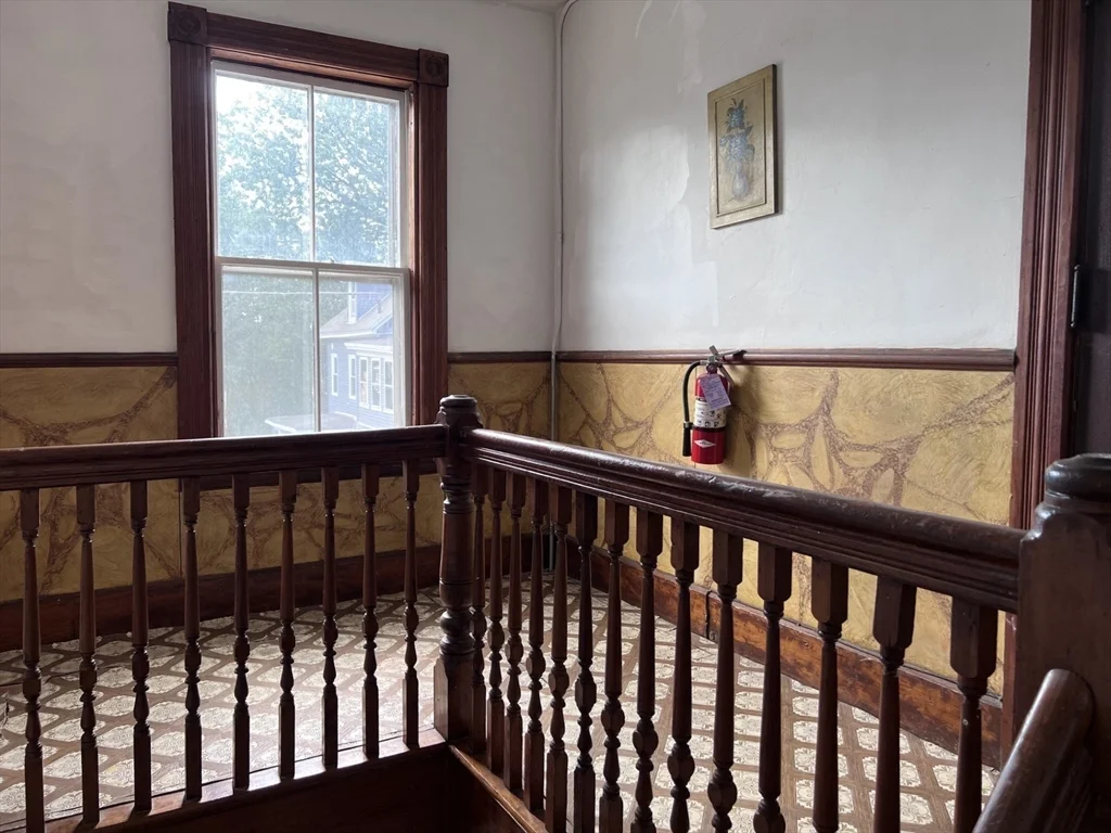 2 bed, 1 bath apartment for rent at 71 Ash St Unit 3, Gardner — photo 4 of 17