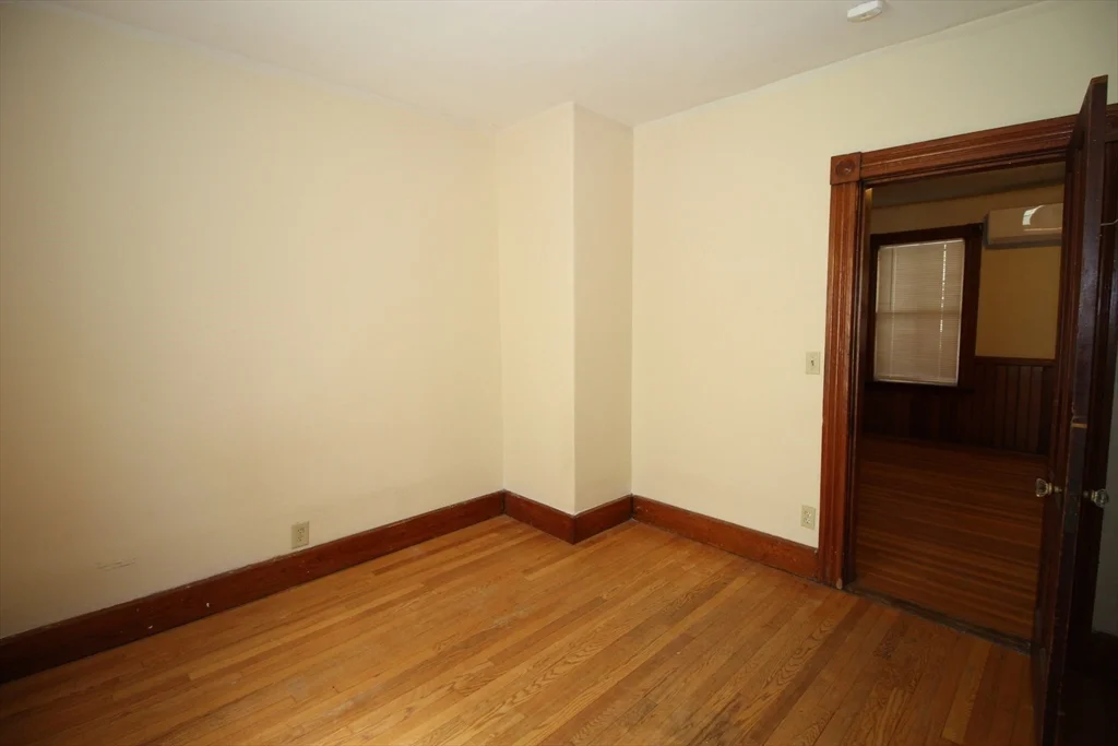 2 bed, 1 bath apartment for rent at 71 Ash Unit 1, Gardner — photo 12 of 13