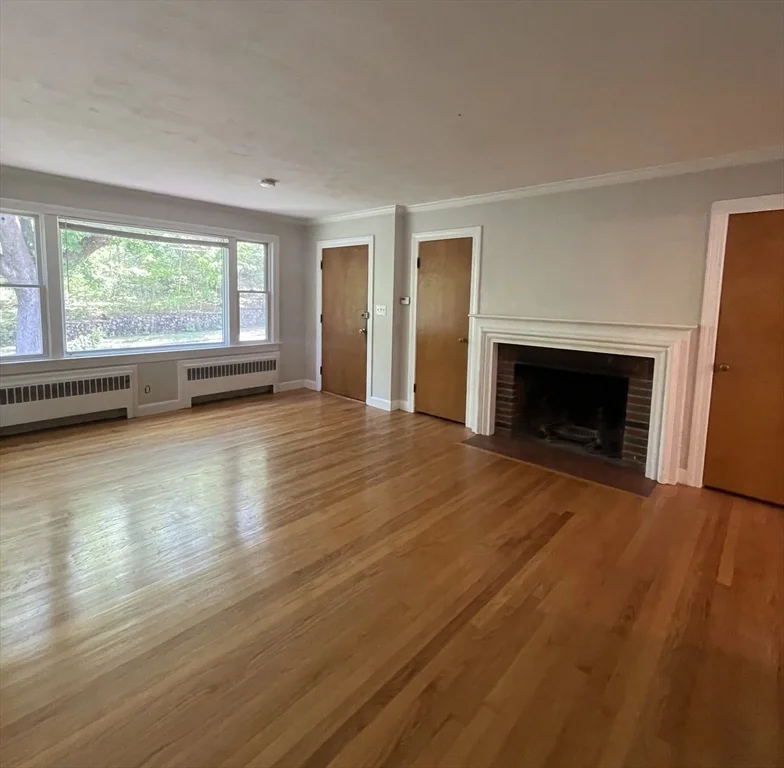 2 bed, 1 bath apartment for rent at 71 Blake St Unit 71, Newtonville — photo 2 of 13