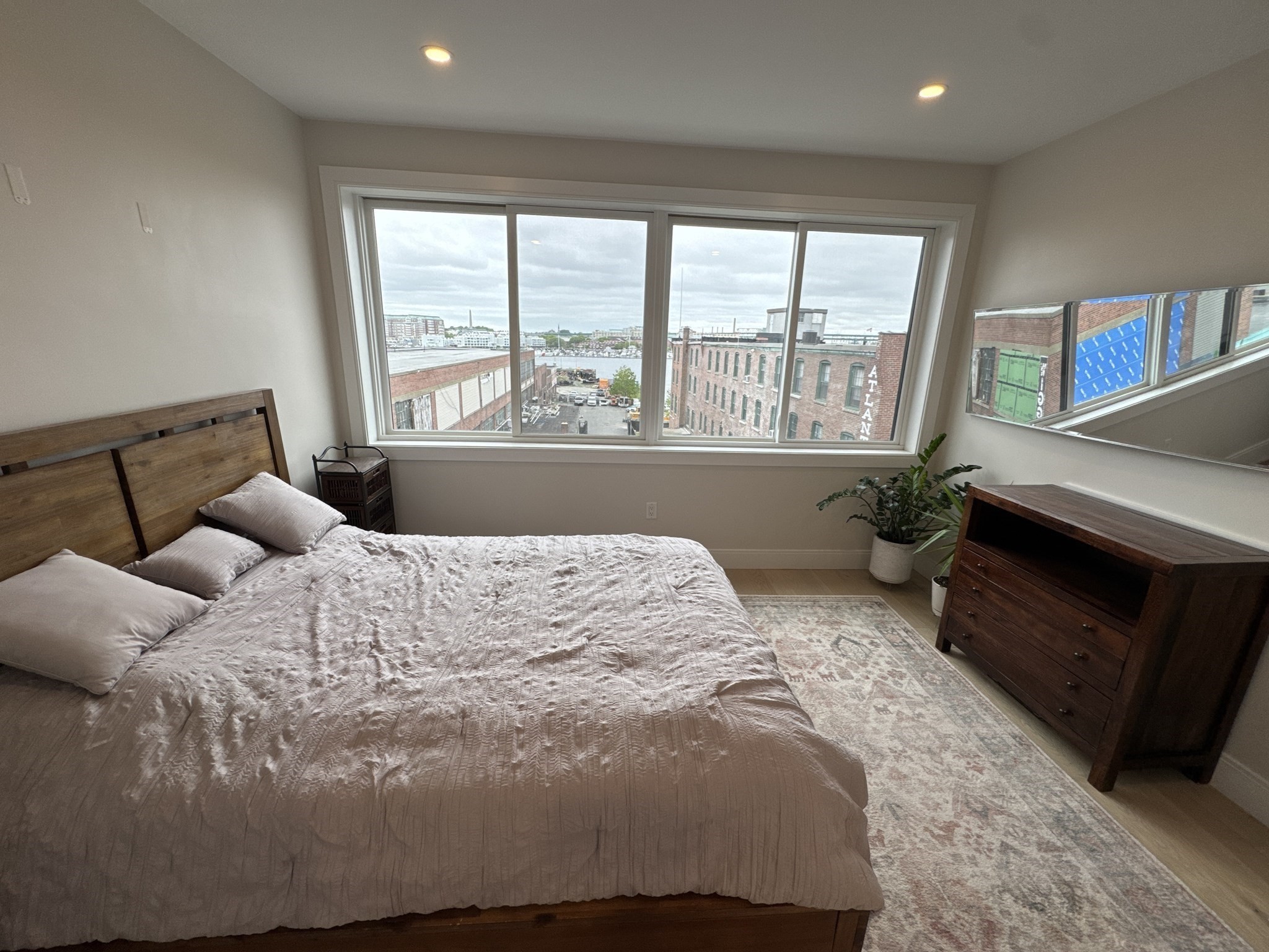 2 bed, 2.5 bath apartment for rent at 71 Border St Unit 401, East Boston — photo 20 of 33