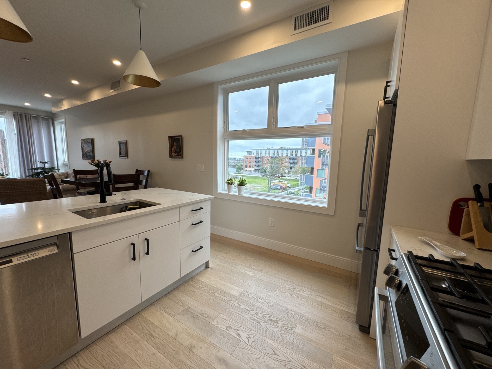 2 bed, 2.5 bath apartment for rent at 71 Border St Unit 401, East Boston — photo 3 of 33