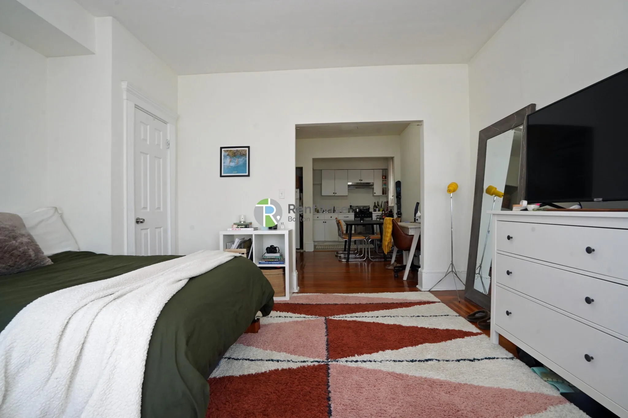 Studio bed, 1 bath apartment for rent at 71 Brighton Ave Unit 1, Allston — photo 2 of 19