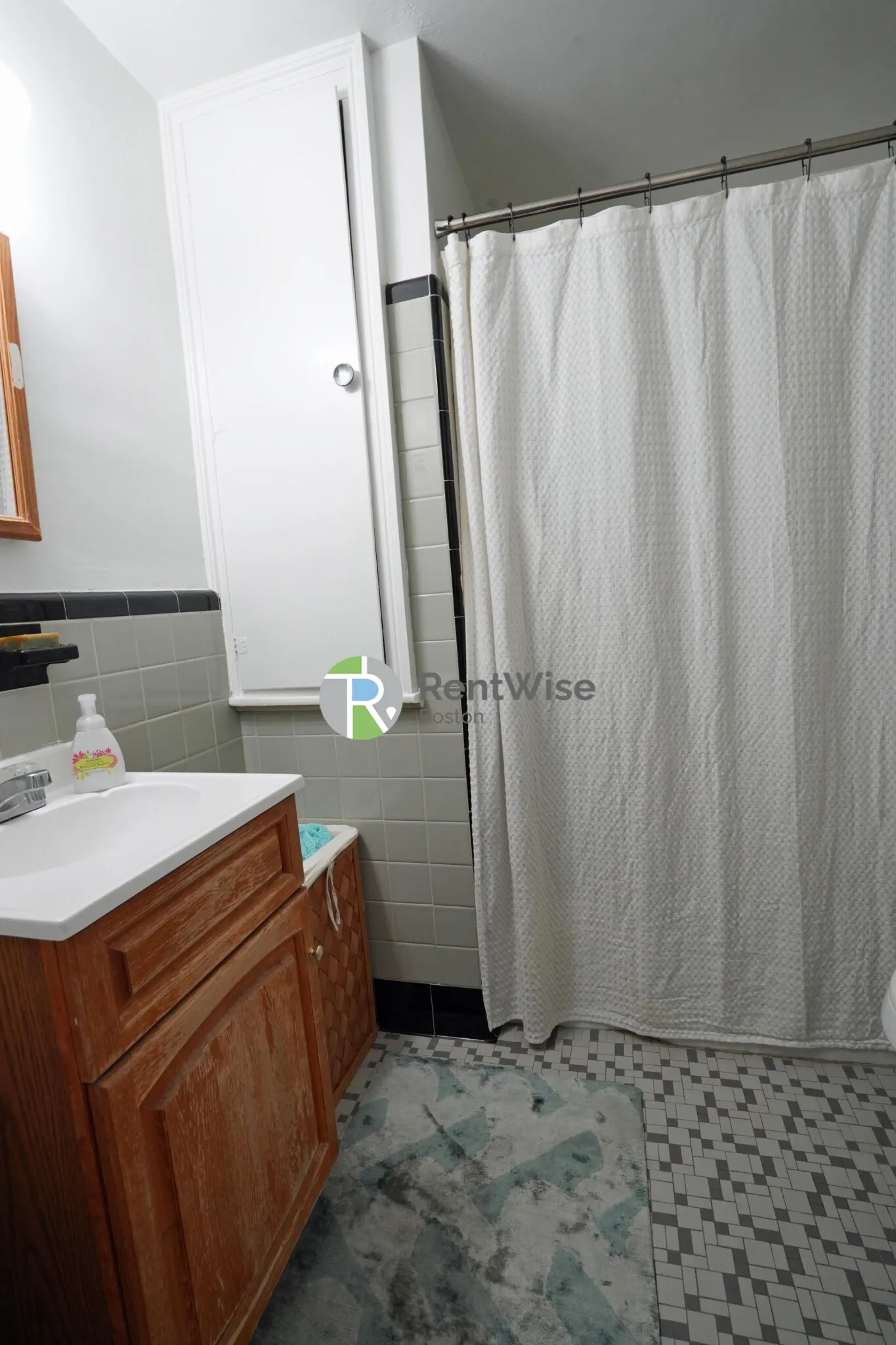 Studio bed, 1 bath apartment for rent at 71 Brighton Ave Unit 1, Allston — photo 11 of 19