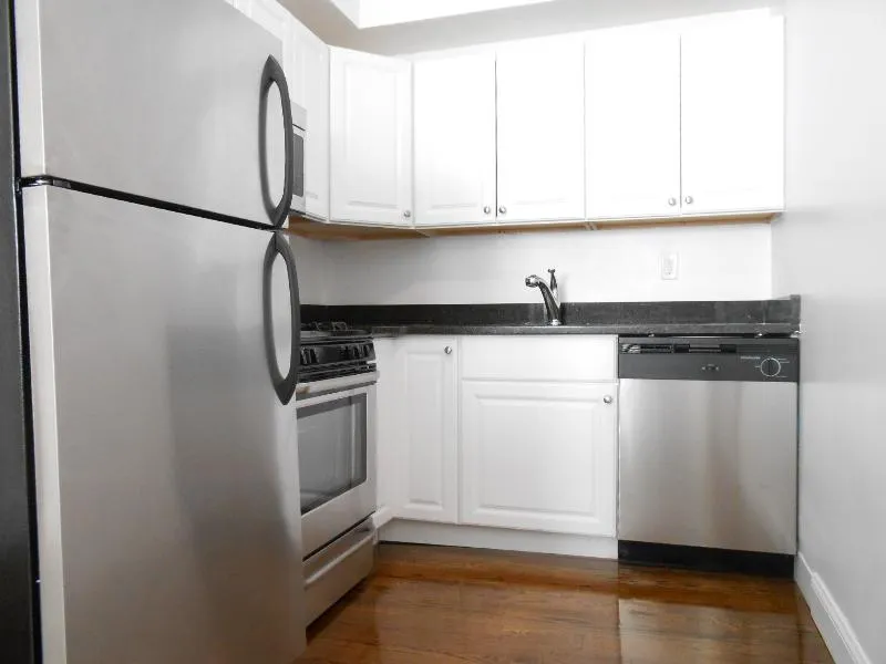 1 bed, 1 bath apartment for rent at 71 Brighton Ave Unit 5, Allston — photo 2 of 21