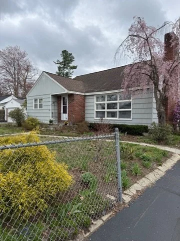 1 bed, 1 bath apartment for rent at 71 Chapel St Unit 2, Shirley — photo 1 of 12