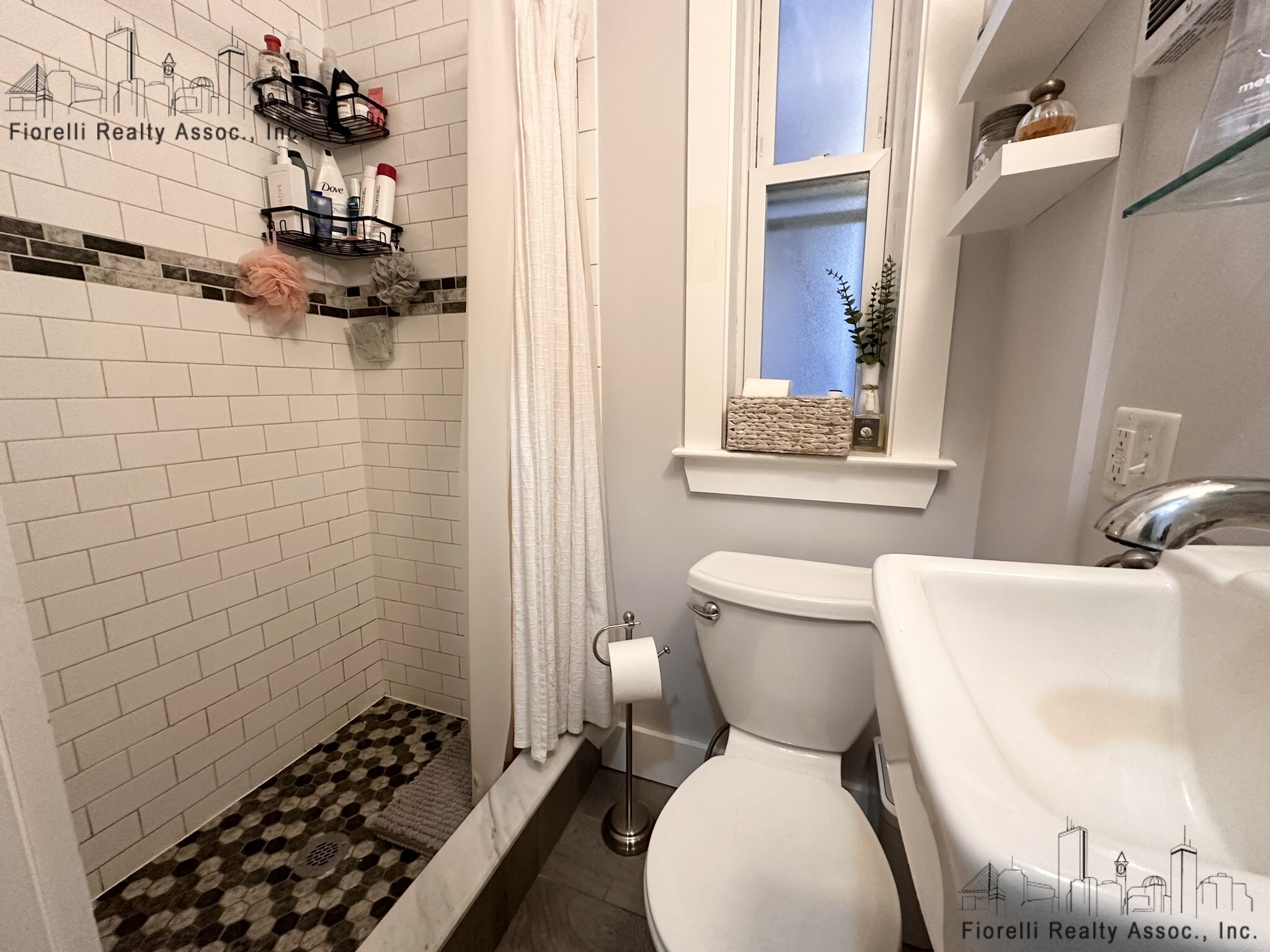 2 bed, 1 bath apartment for rent at 71 Charter St Unit 3F, North End — photo 7 of 7