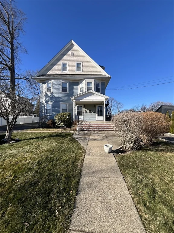 2 bed, 1 bath apartment for rent at 71 Cherry St Unit 2, West Newton