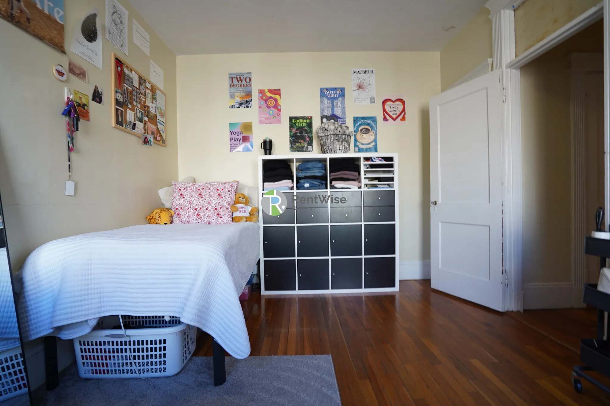 1 bed, 1 bath apartment for rent at 71 Chester St Unit 10, Allston — photo 3 of 12