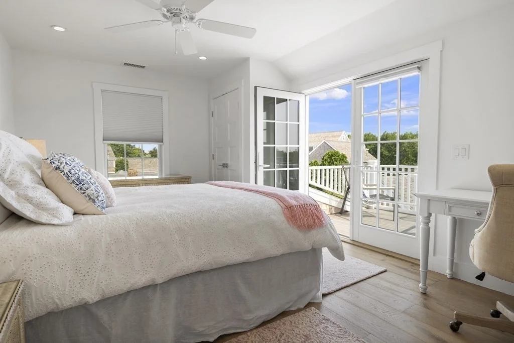 5 bed, 4+ bath apartment for rent at 71 Cliff Rd, Nantucket — photo 7 of 20