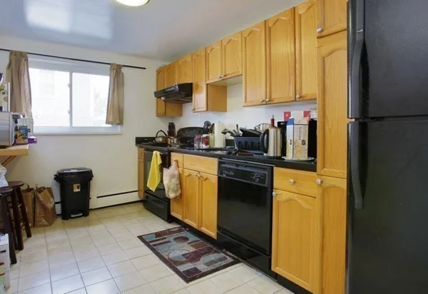 2 bed, 1 bath apartment for rent at 71 Colborne Rd Unit 1B, Brighton — photo 3 of 7