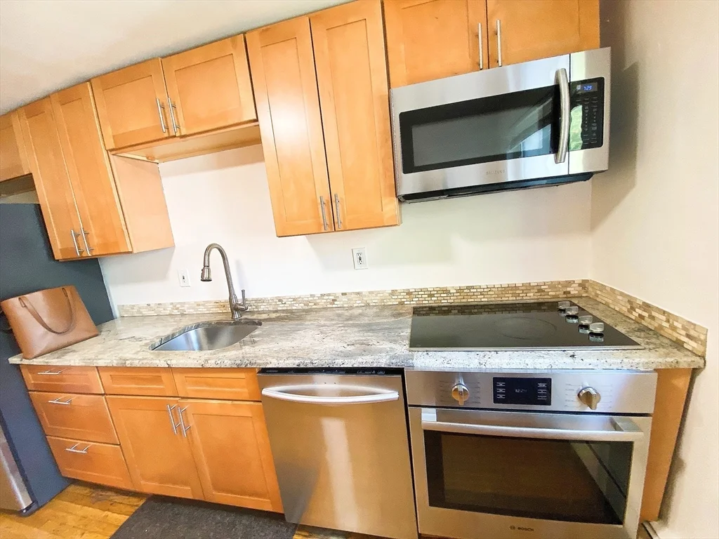 2 bed, 1 bath apartment for rent at 71 Colborne Rd Unit 3-A, Brighton — photo 4 of 17