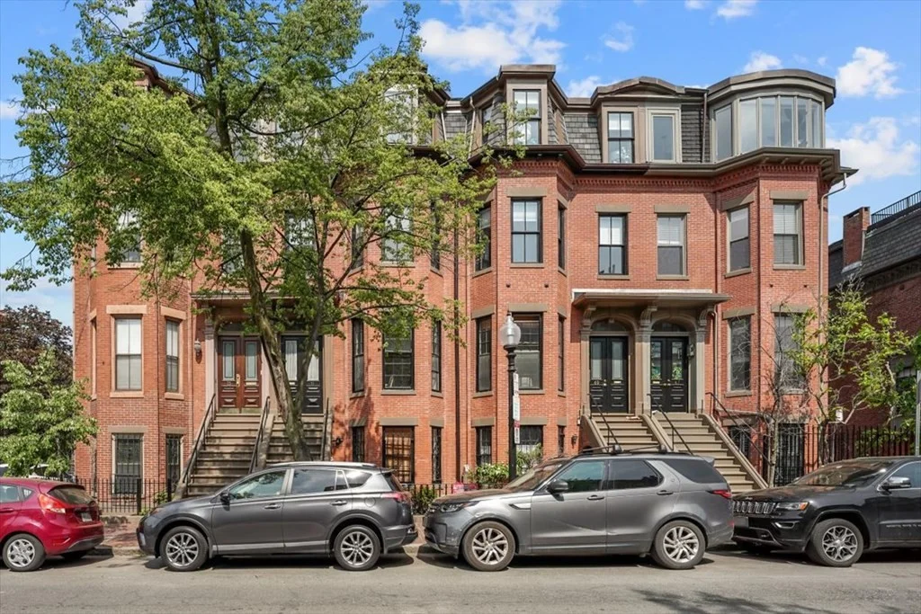 1 bed, 1 bath apartment for rent at 71 Dartmouth St Unit 2, South End — photo 1 of 24