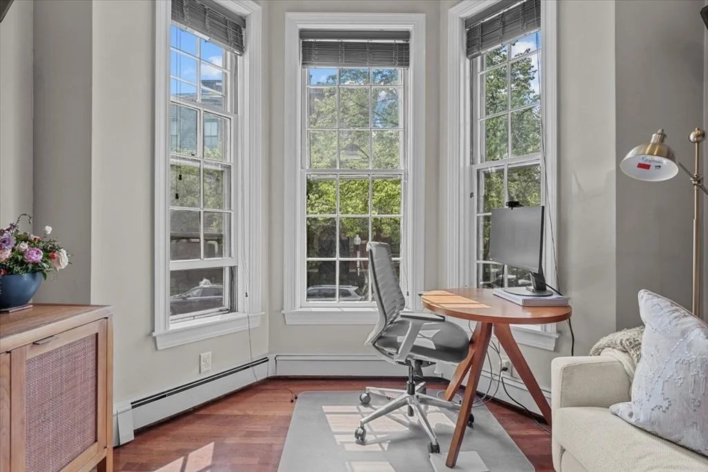 1 bed, 1 bath apartment for rent at 71 Dartmouth St Unit 2, South End — photo 2 of 24