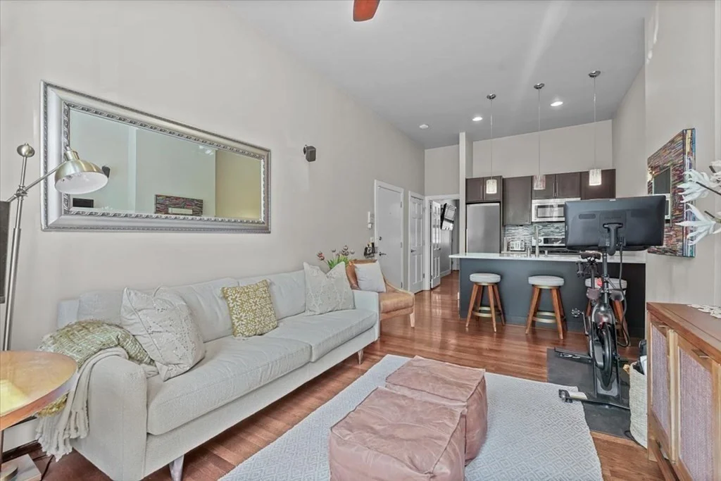 1 bed, 1 bath apartment for rent at 71 Dartmouth St Unit 2, South End — photo 7 of 24