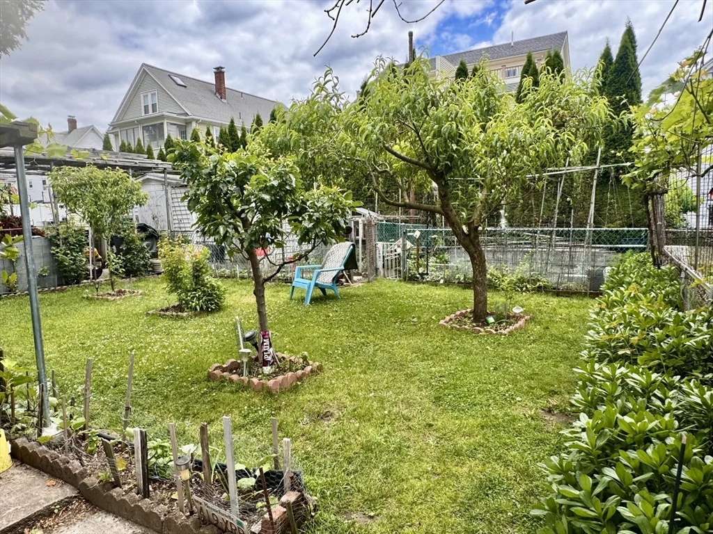 2 bed, 1 bath apartment for rent at 71 Edenfield Ave Unit 1, Watertown — photo 16 of 18