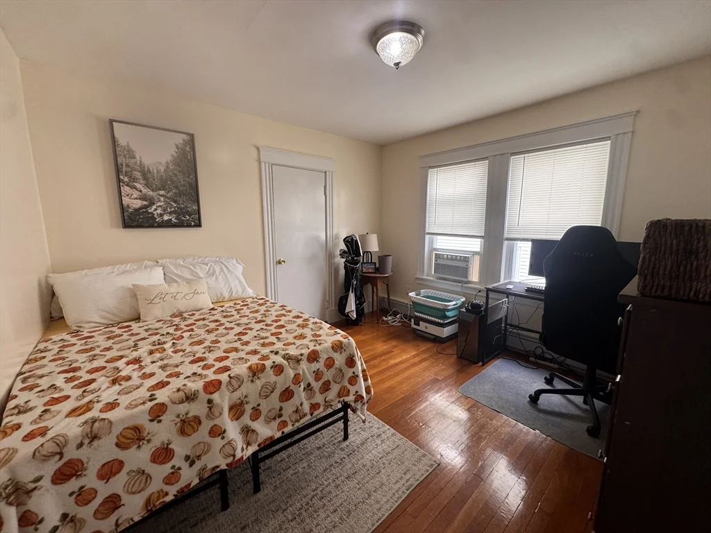 2 bed, 1 bath apartment for rent at 71 Edenfield Ave Unit 1, Watertown — photo 10 of 18