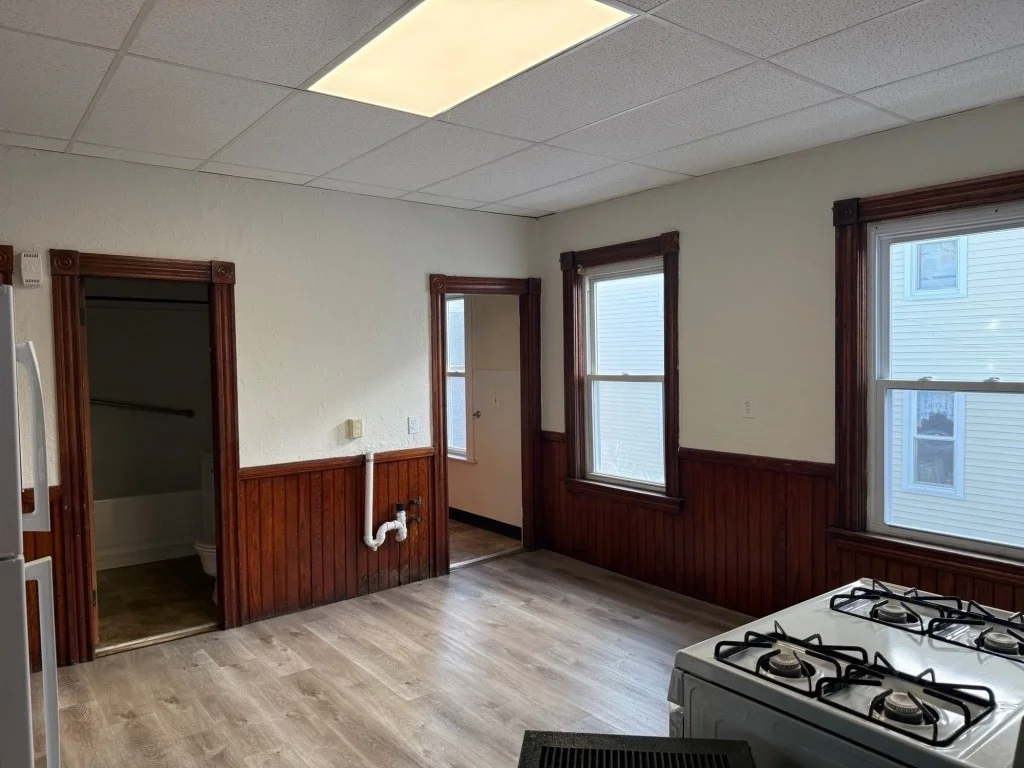 2 bed, 1 bath apartment for rent at 71 Esther St Unit 2, Worcester — photo 3 of 19