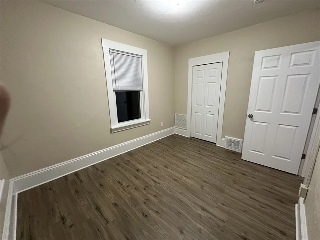 2 bed, 1 bath apartment for rent at 71 Flagg St Unit 2, Clinton — photo 6 of 13