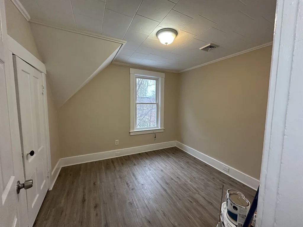 2 bed, 1 bath apartment for rent at 71 Flagg St Unit 3, Clinton — photo 5 of 7