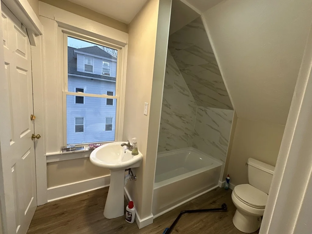 2 bed, 1 bath apartment for rent at 71 Flagg St Unit 3, Clinton — photo 7 of 7