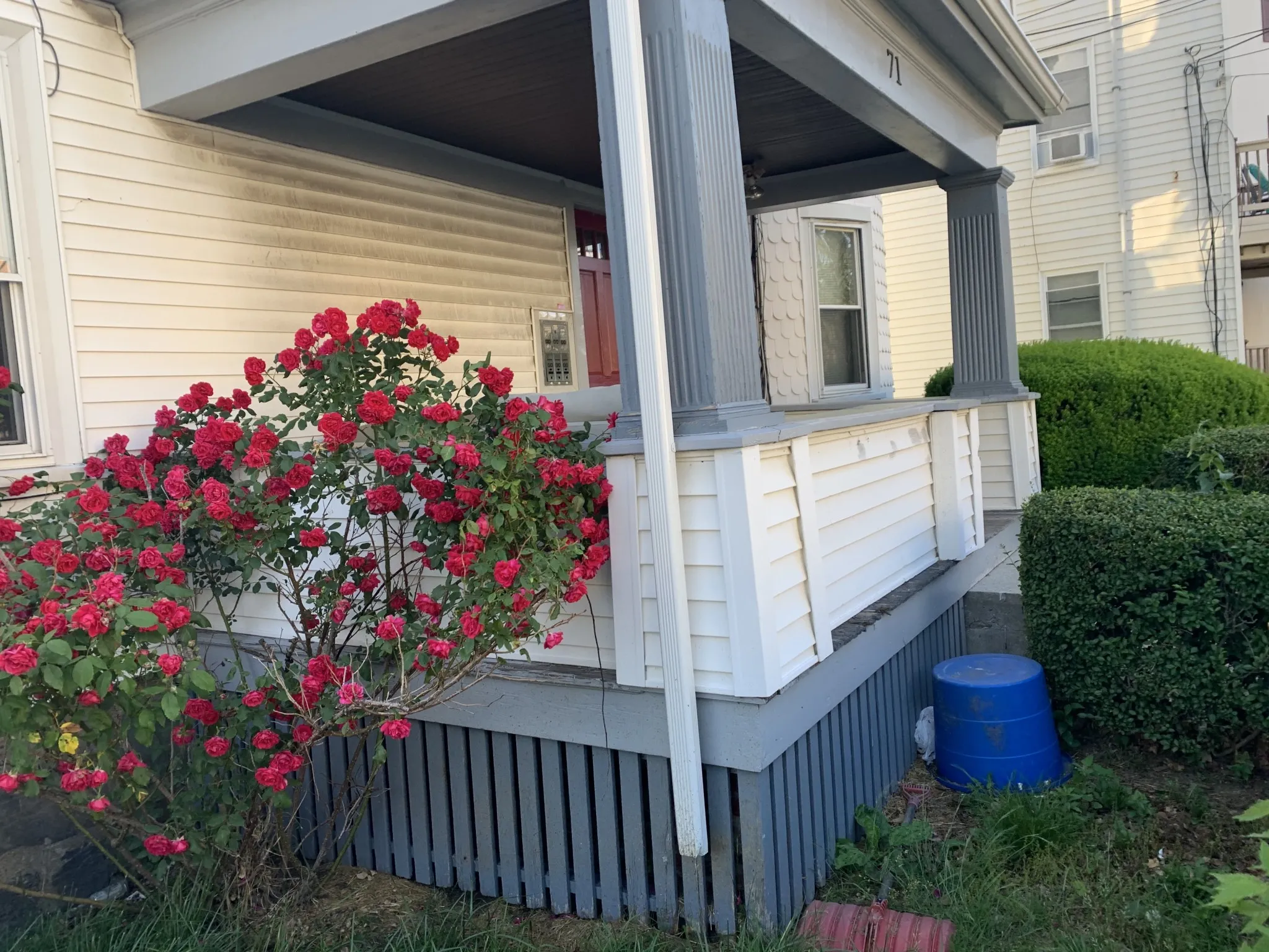 3 bed, 1 bath apartment for rent at 71 Foster St Unit 2L, Brighton — photo 1 of 13