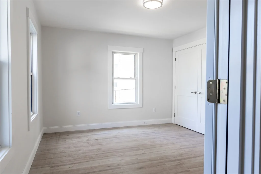 1 bed, 1 bath apartment for rent at 71 Friend St Unit 1L, Gloucester — photo 8 of 8