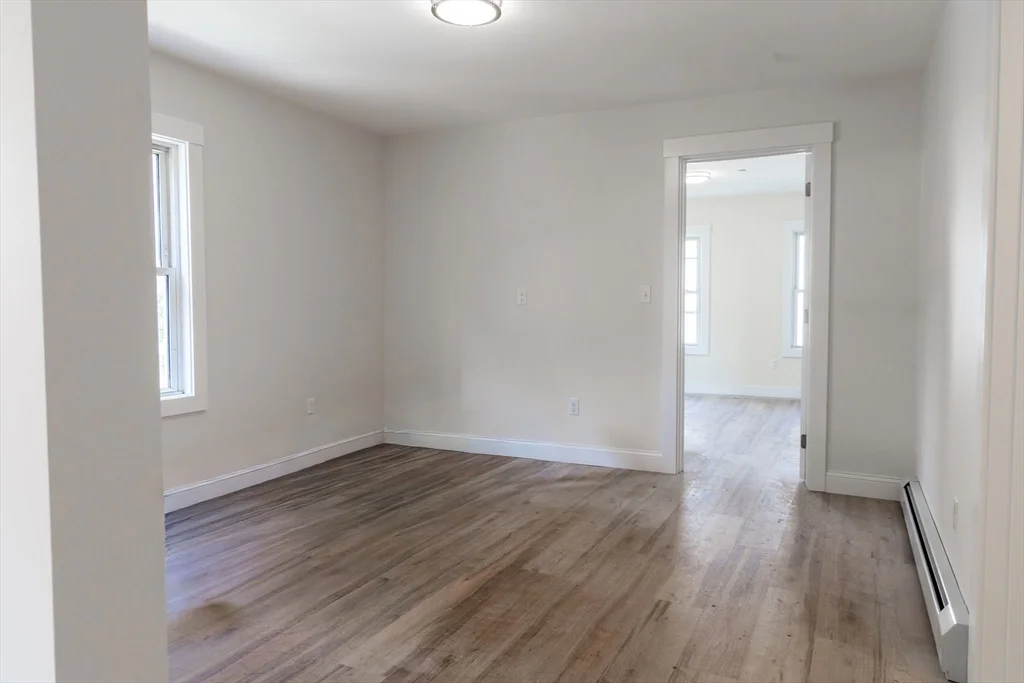 1 bed, 1 bath apartment for rent at 71 Friend St Unit 1R, Gloucester — photo 5 of 11