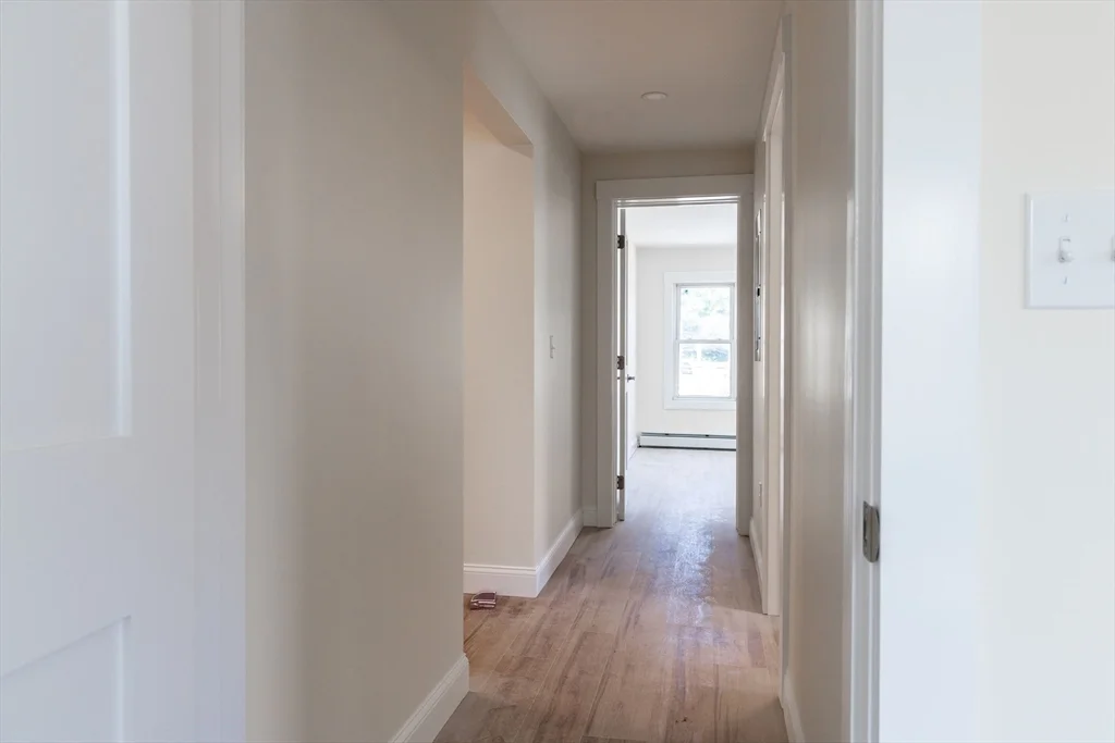 3 bed, 1 bath apartment for rent at 71 Friend St Unit 2nd, Gloucester — photo 16 of 18