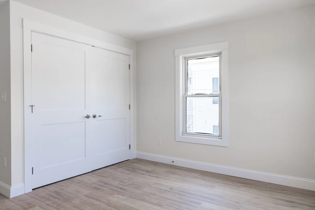 3 bed, 1 bath apartment for rent at 71 Friend St Unit 2nd, Gloucester — photo 10 of 18