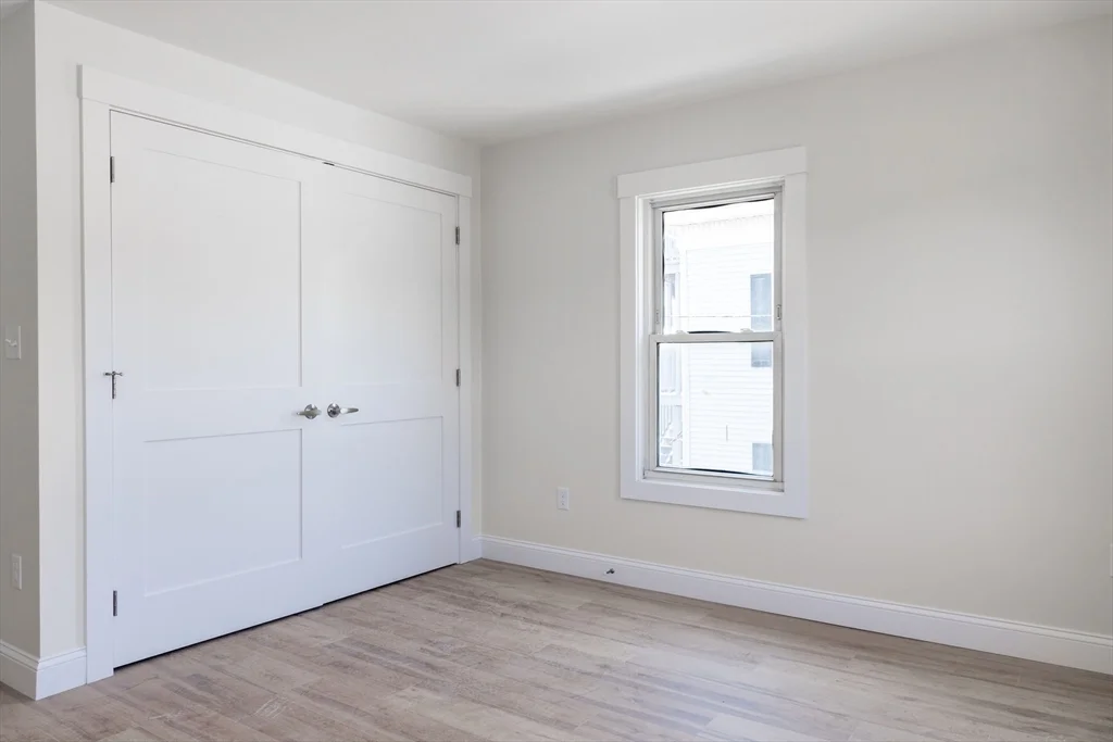 3 bed, 1 bath apartment for rent at 71 Friend St Unit 3rd, Gloucester — photo 8 of 17
