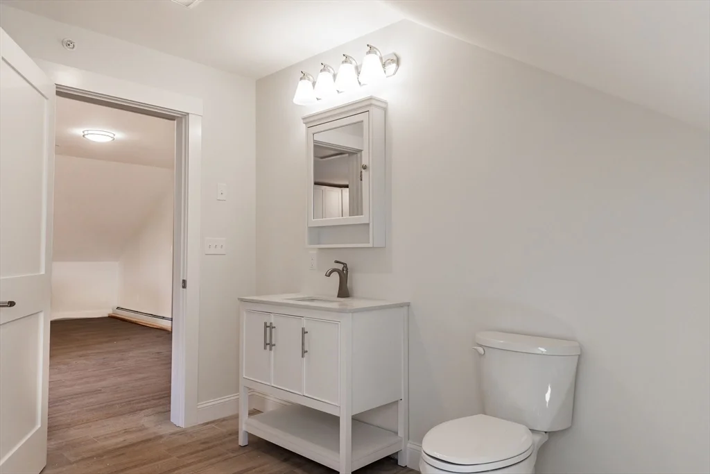 2 bed, 1 bath apartment for rent at 71 Friend St Unit 4th, Gloucester — photo 6 of 13