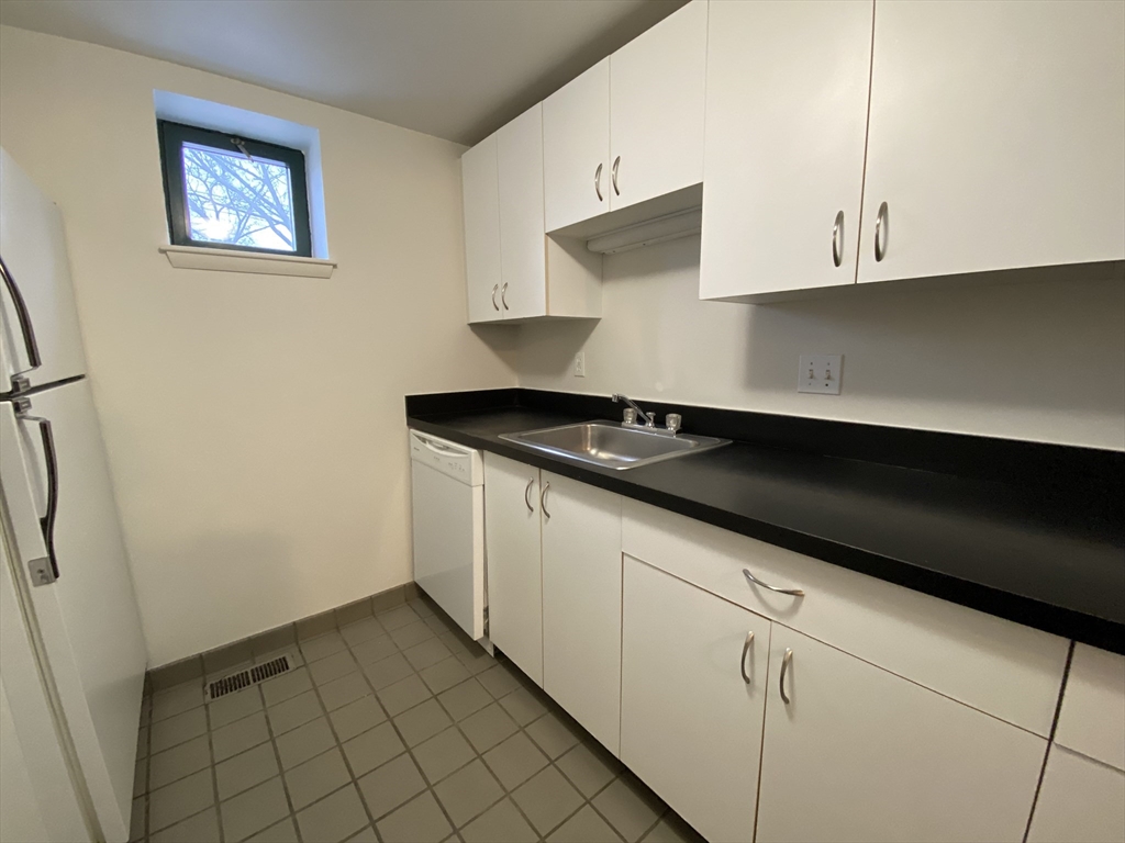 2 bed, 2 bath apartment for rent at 71 Fulkerson St Unit 210, East Cambridge — photo 8 of 13