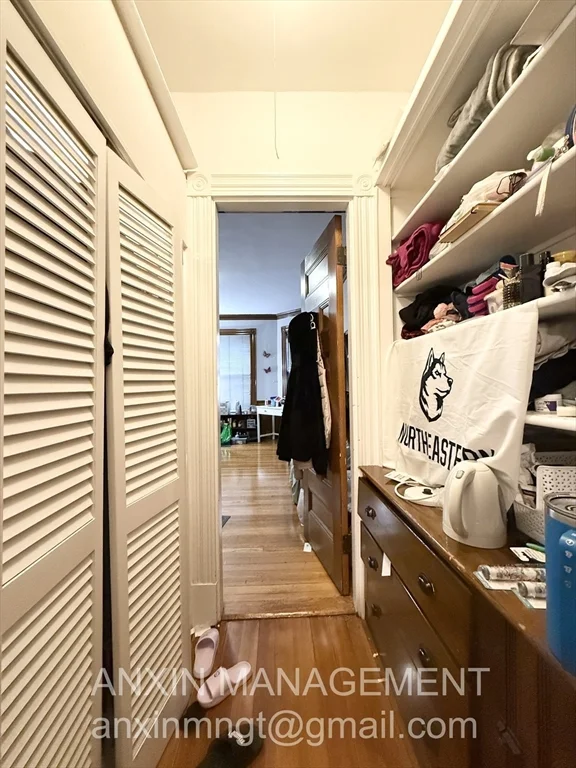 4 bed, 2 bath apartment for rent at 71 Gardner St Unit 1, Allston — photo 14 of 15