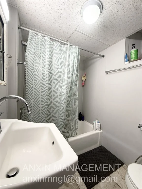 4 bed, 2 bath apartment for rent at 71 Gardner St Unit 1, Allston — photo 12 of 15