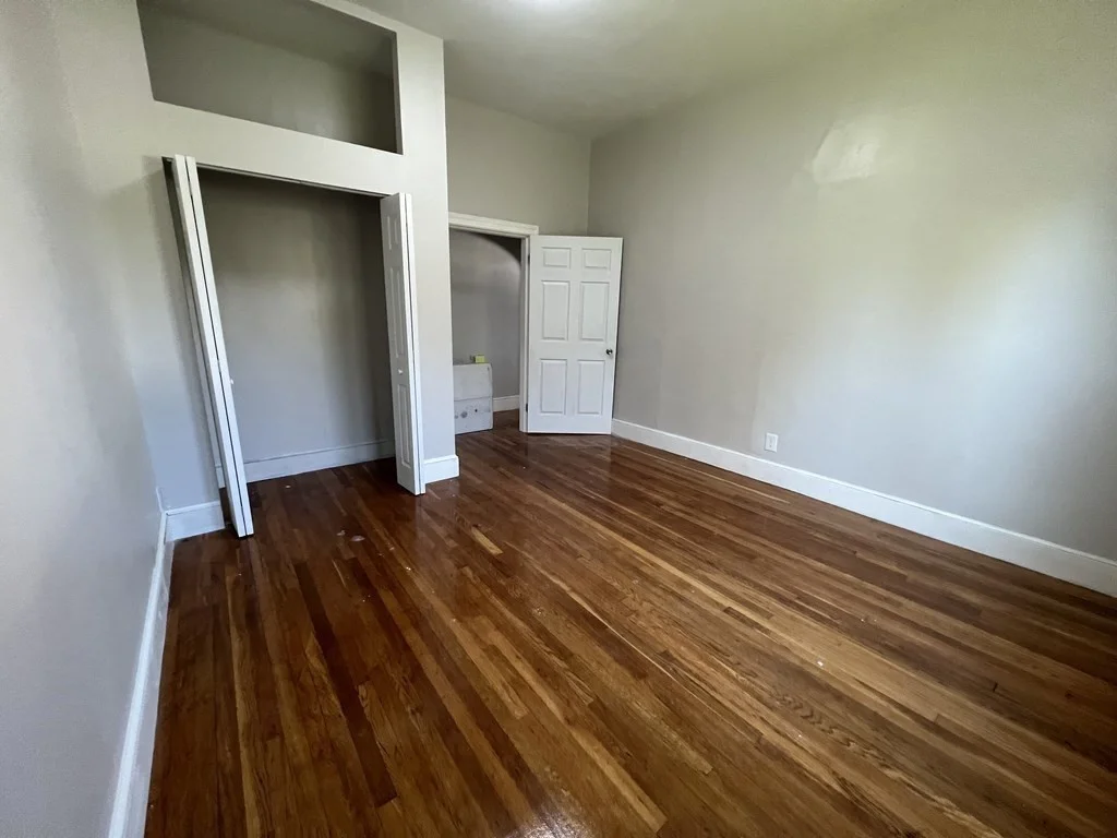 3 bed, 1 bath apartment for rent at 71 Gordon Ave Unit 1, Hyde Park — photo 8 of 14