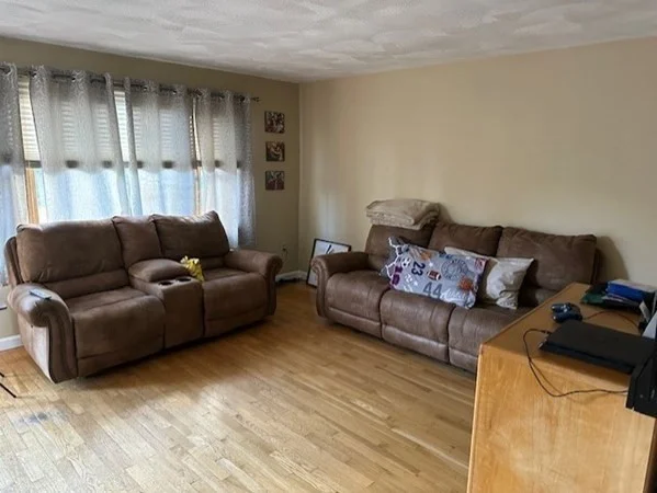 2 bed, 1 bath apartment for rent at 71 Greenough St Unit 1, Haverhill — photo 5 of 13